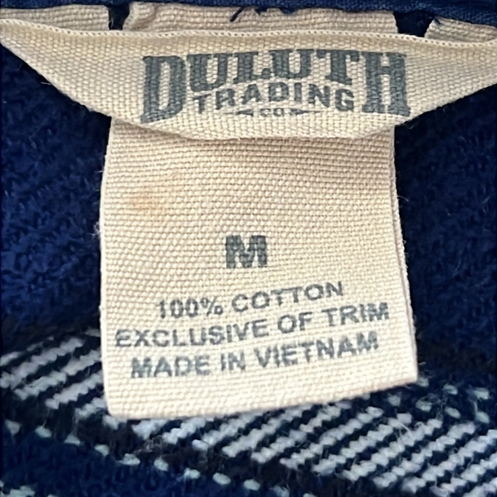DULUTH Trading Women’s Heritage-weight flannel size M - Picture 9 of 11